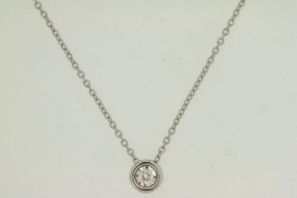 .11 ct Solitaire Neck