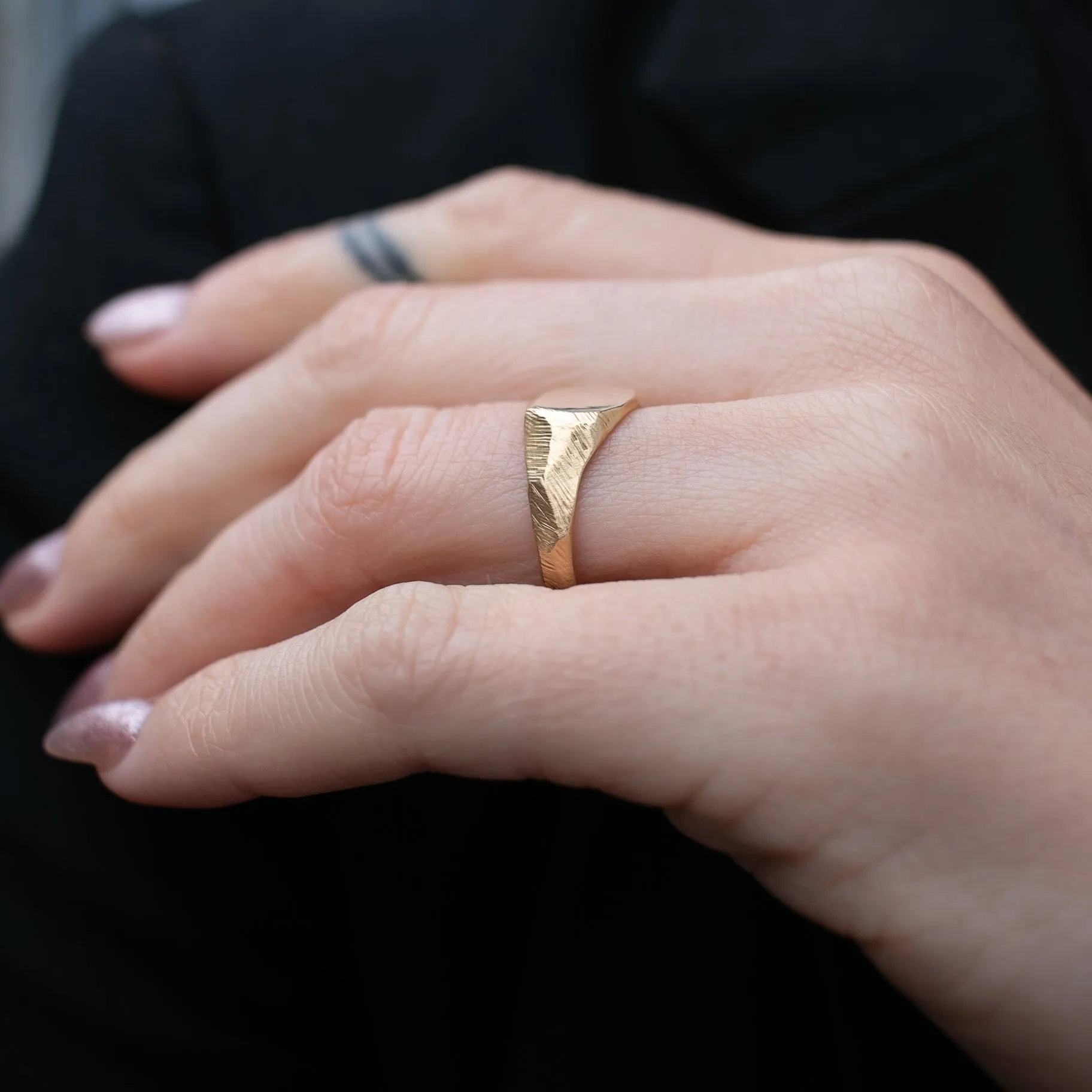 18K Petite Signet Ring