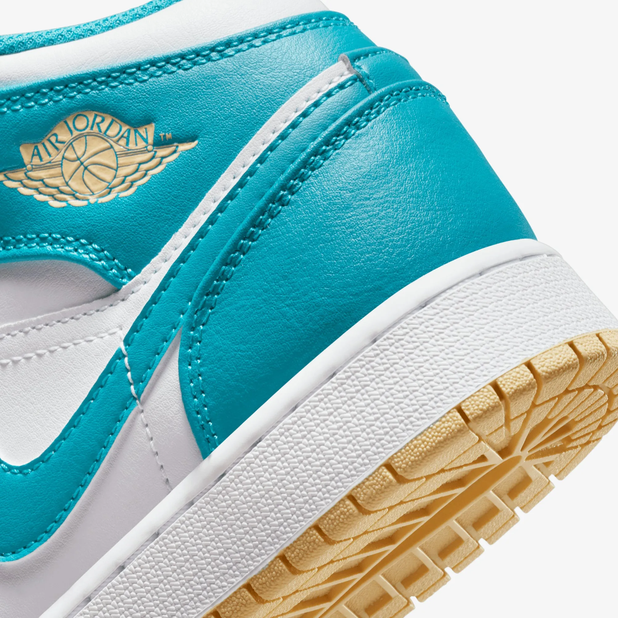 AIR JORDAN 1 MID 'AQUATONE/CELESTIAL GOLD-WHITE' (GS)