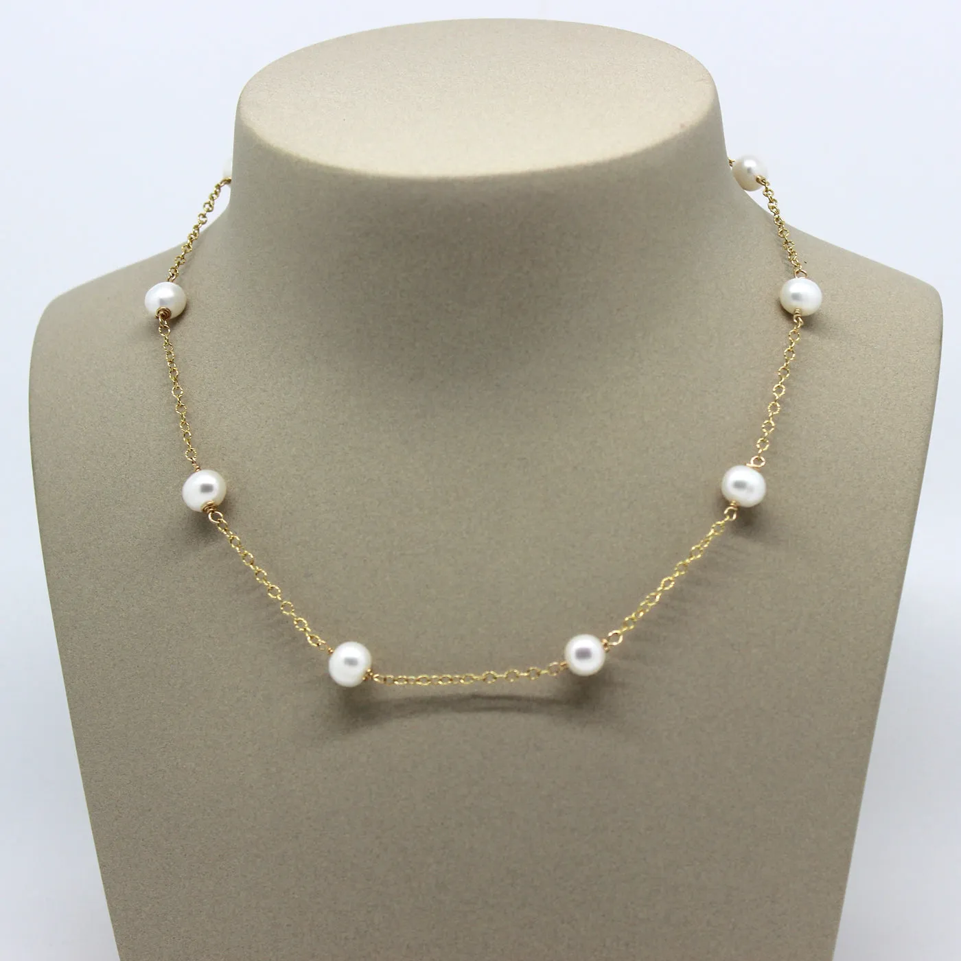 Anna Pearl Necklace