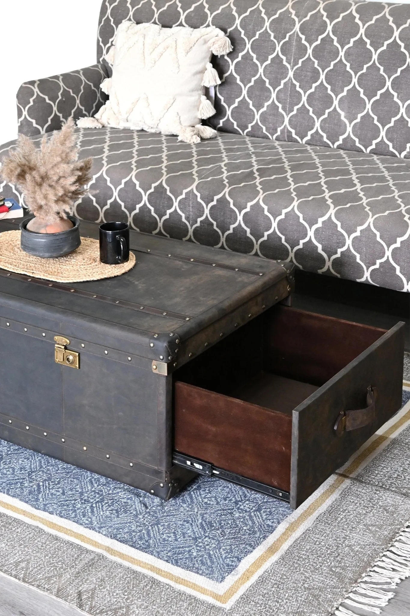 BYGONE  COFFEE TABLE IN LEATHER WITH TWO DRAWERS