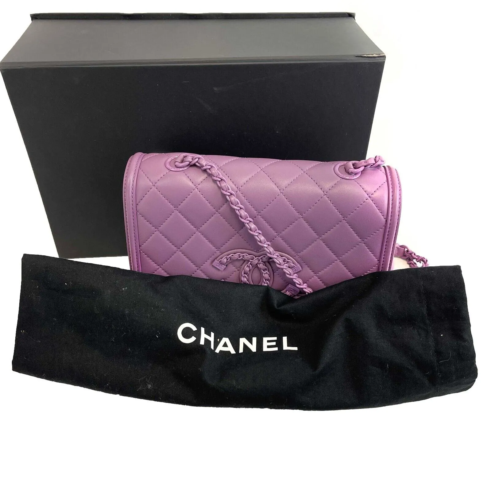 CHANEL - S/S 2021 CC Classic Flap Quilted Purple Crossbody