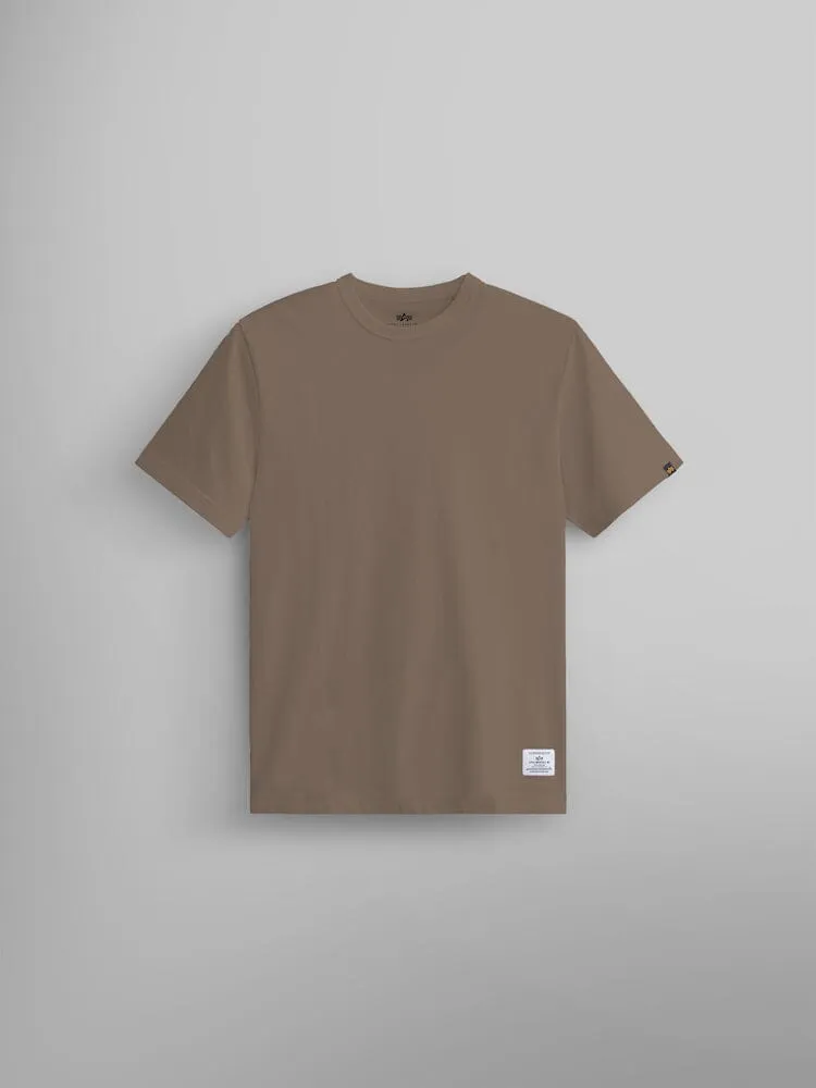 ESSENTIAL TEE