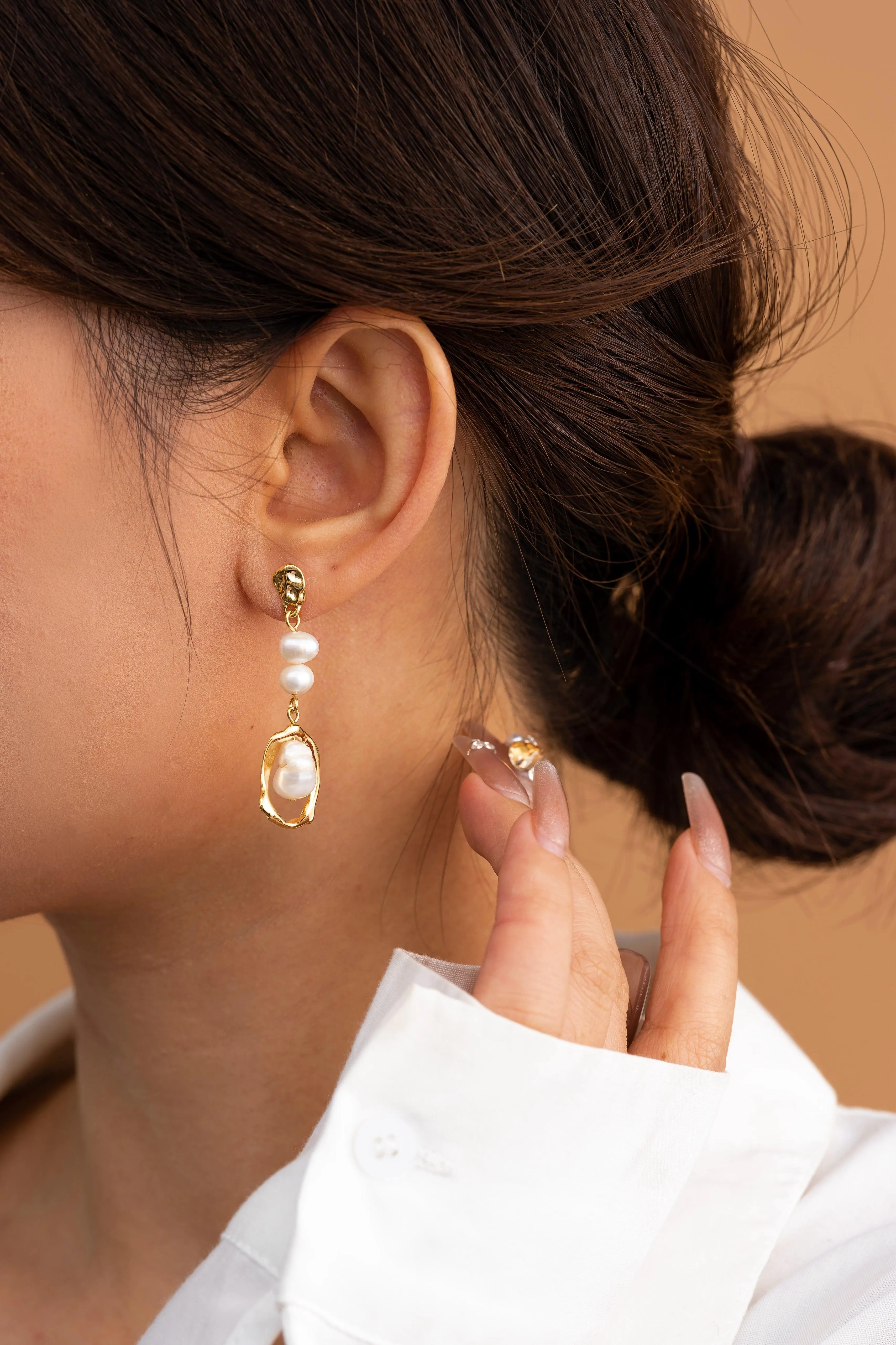 Isra Pearl Drop Earrings