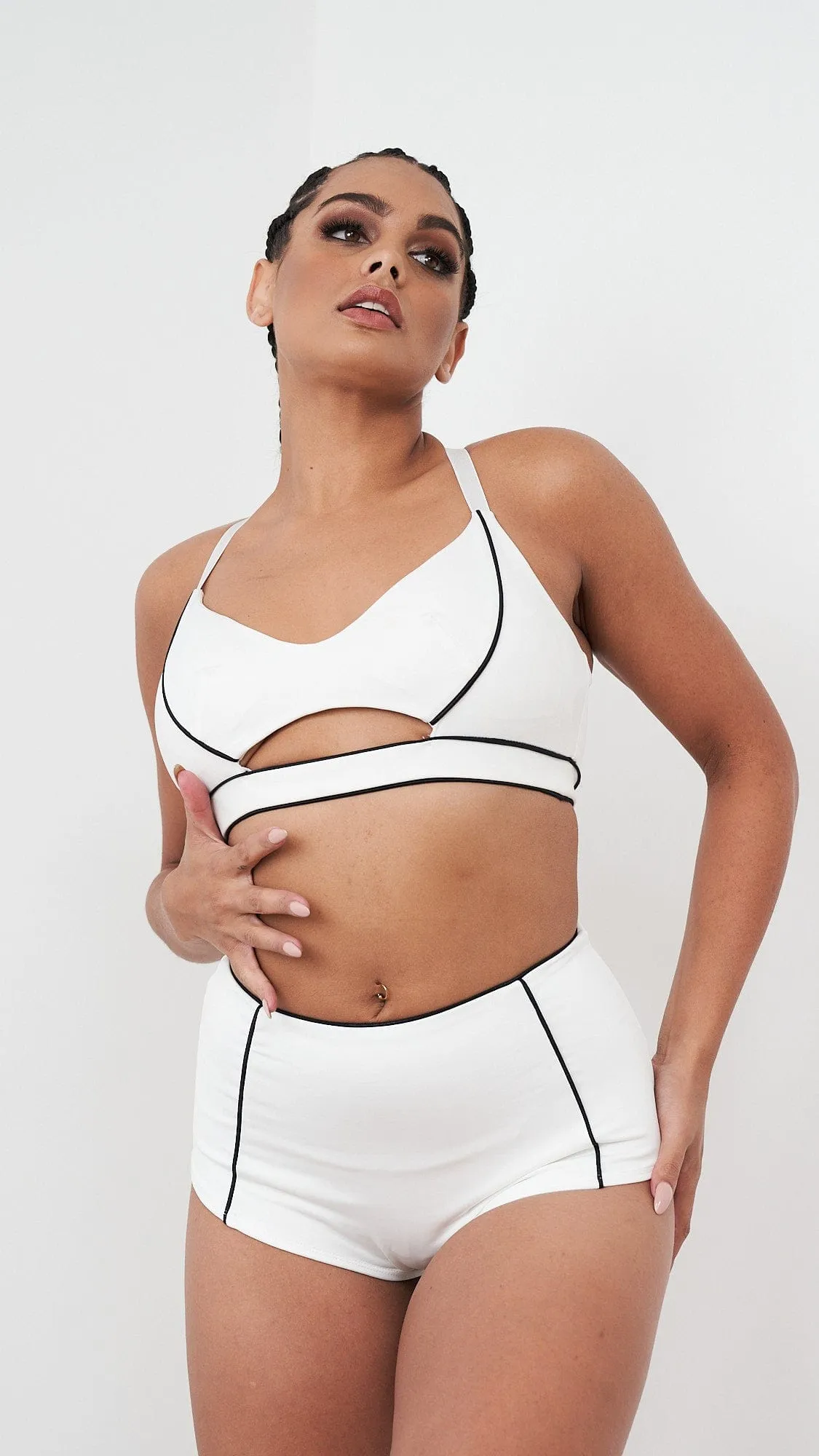 Missy High Waist - Piping Detail High Waist Recycled Bottom White