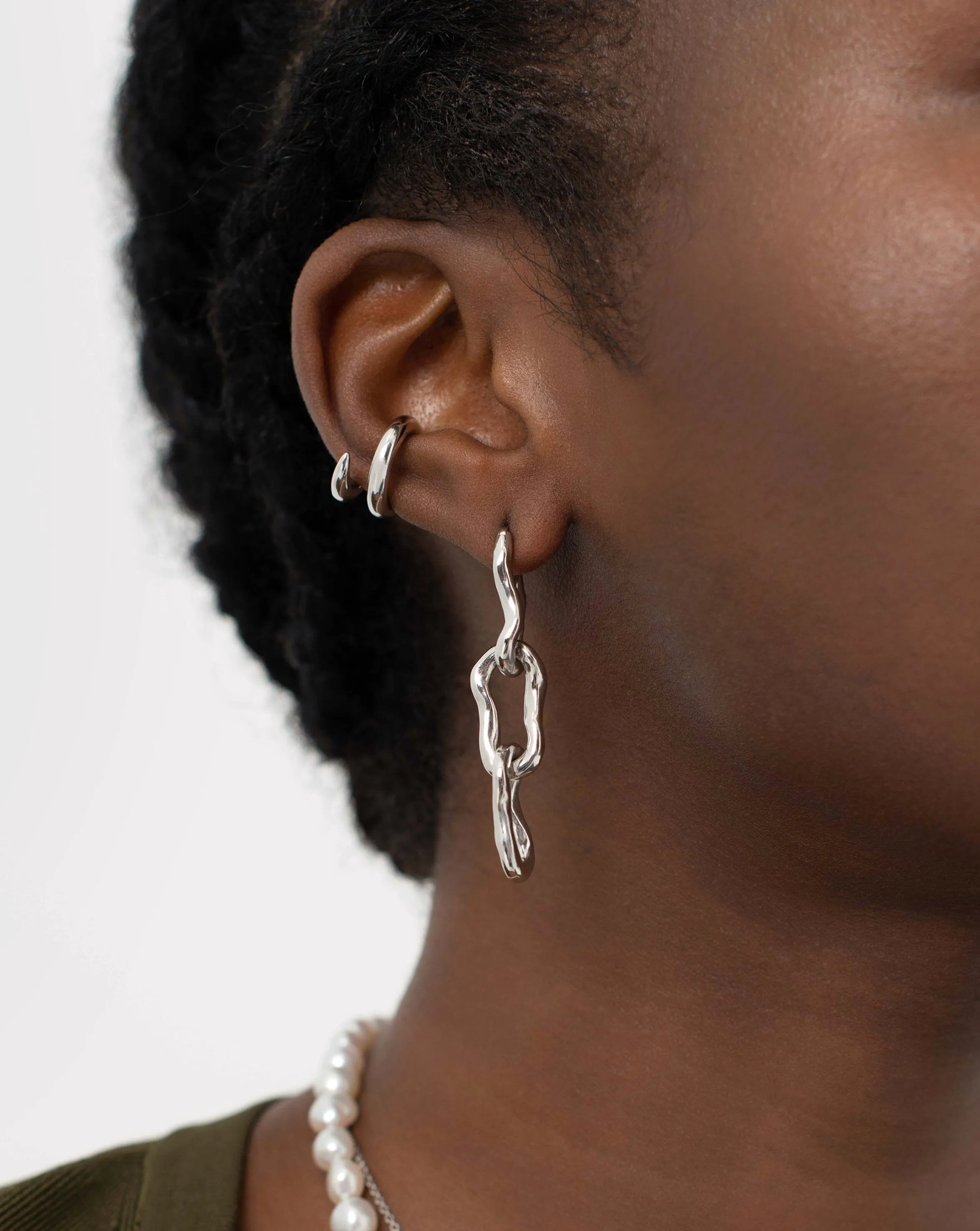 Molten Ovate Mismatch Hoop Earrings