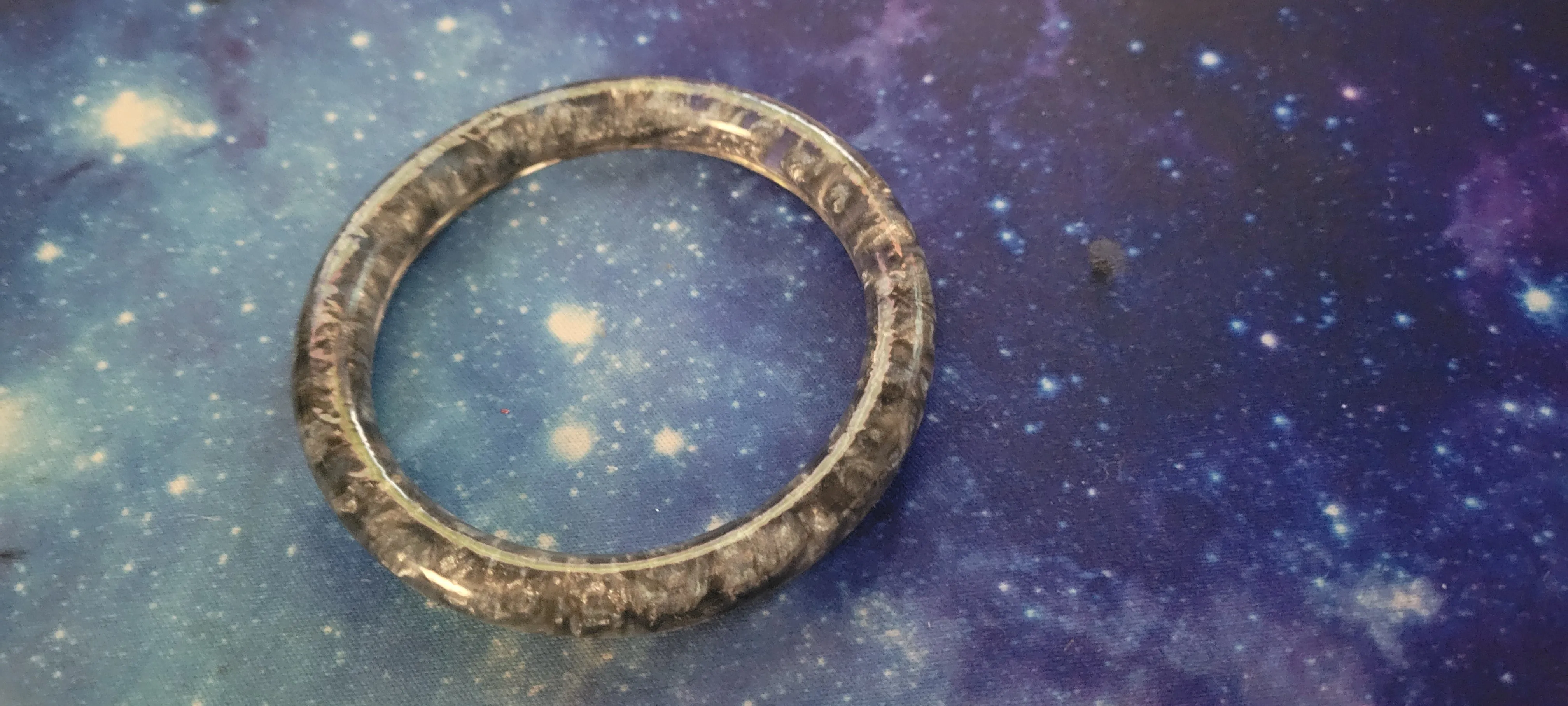 Small Round Resin Bracelet