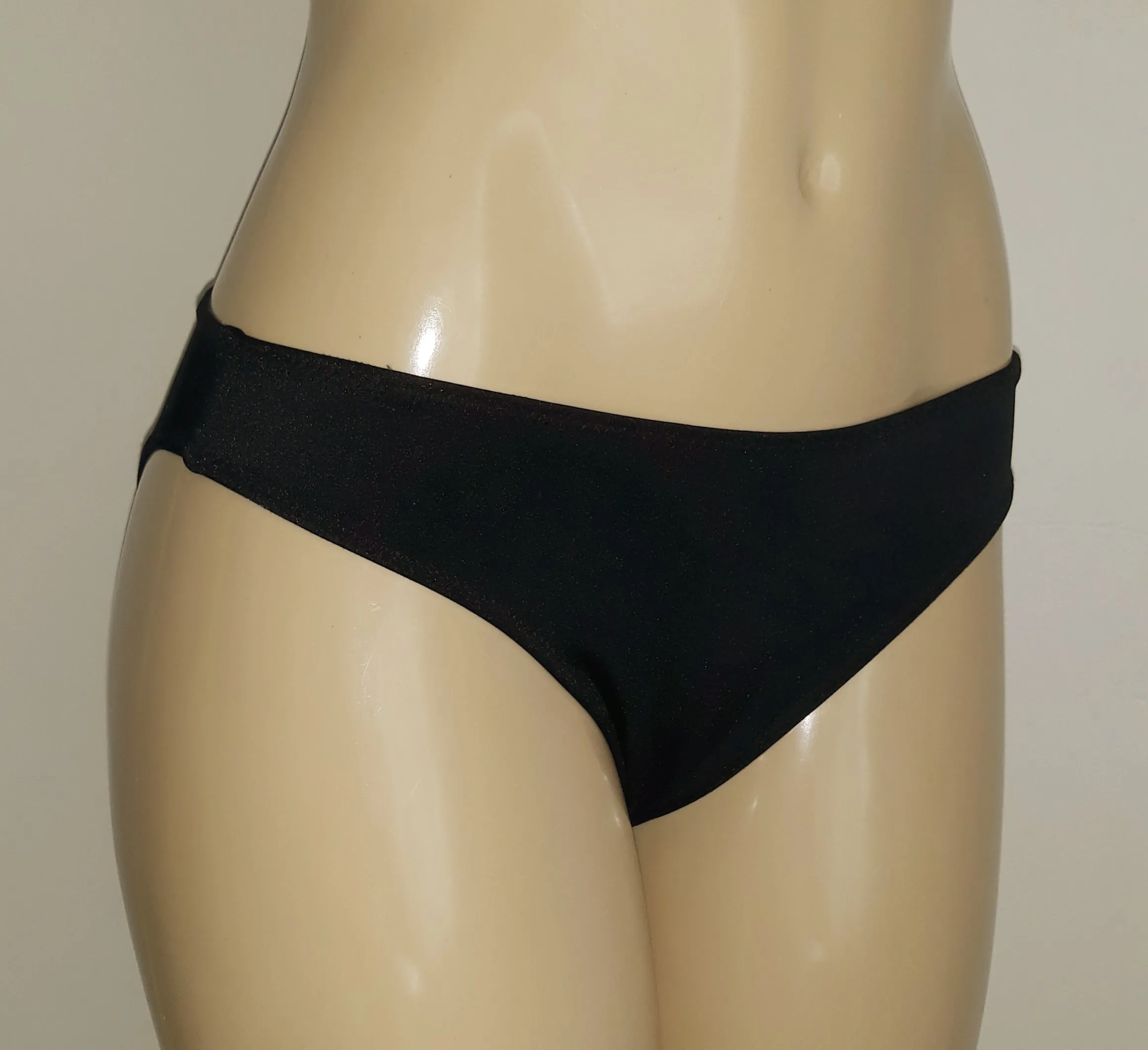 Timeless Low-Rise Bikini Bottoms