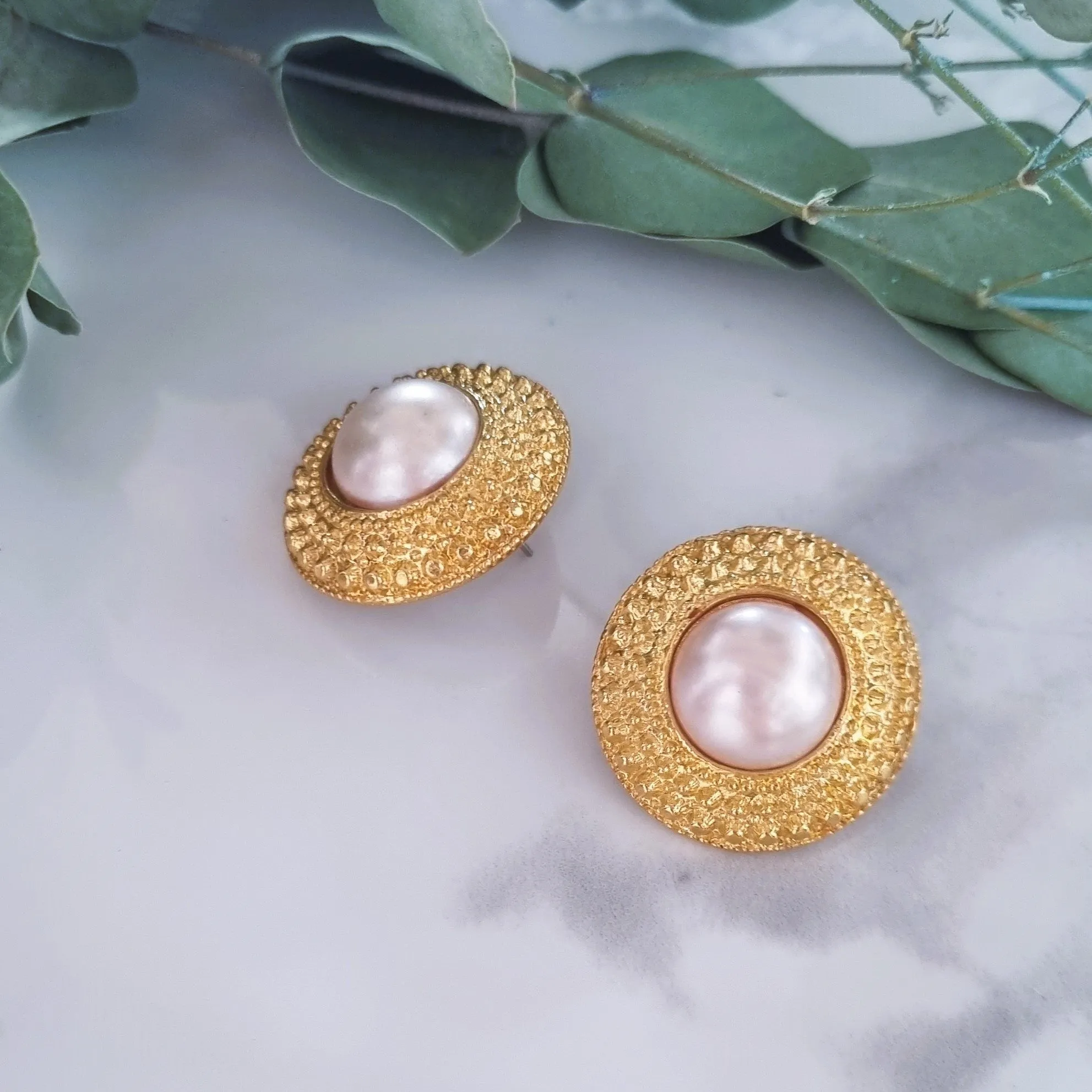 Vintage earrings - Gold pearls